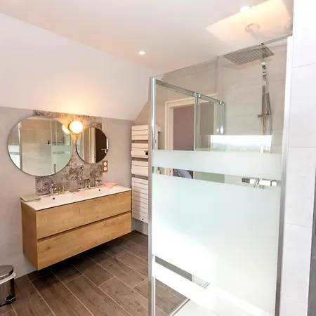 Chez Watersy לינה וארוחת בוקר 3*